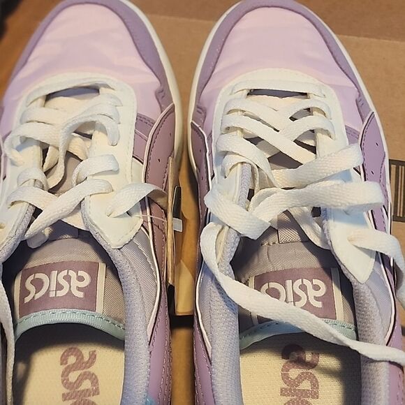 ASICS Women's  Japan S PF Sneakers Purple and White colorway Sneakers size 10.5 - Picture 4 of 9